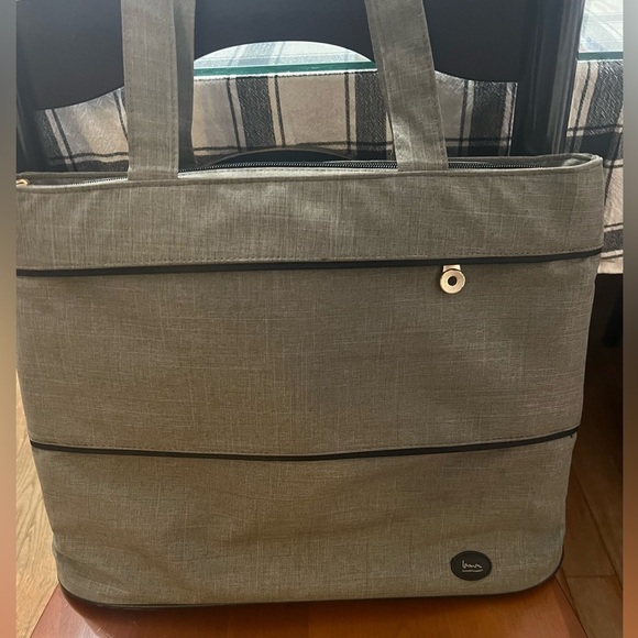 Laptop Bag 13” X 17” EUC *Like New * - Picture 2 of 11